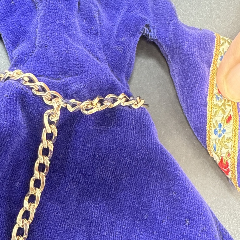 Vintage Barbie #873 GUINEVERE Theater Velvet 1960's Dress With 1 Matching Shoe - Picture 8 of 15